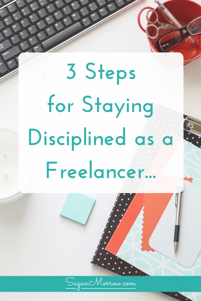 Be productive even when you don't have a boss! This article outlines 3 productivity tips for staying disciplined as a freelancer (also good tips for bloggers!)